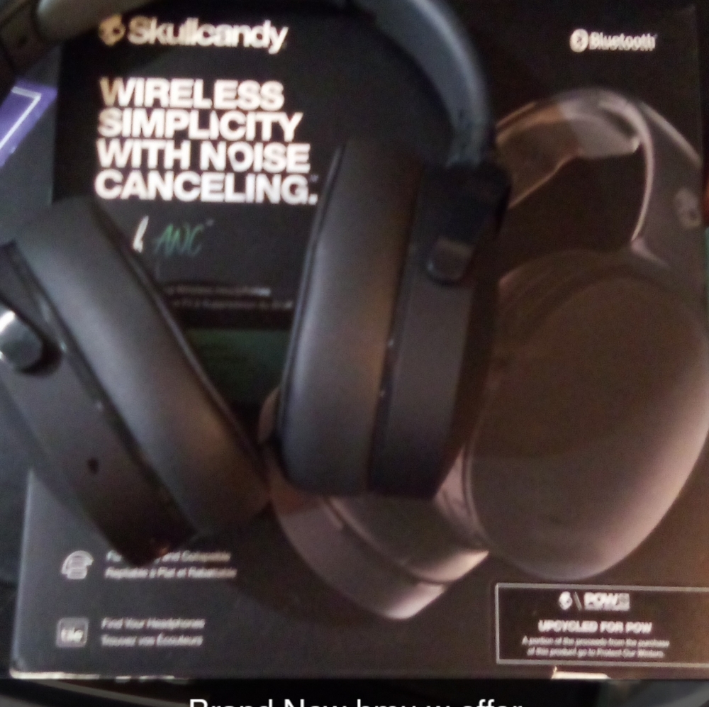Skull wireless Bluetooth headphones